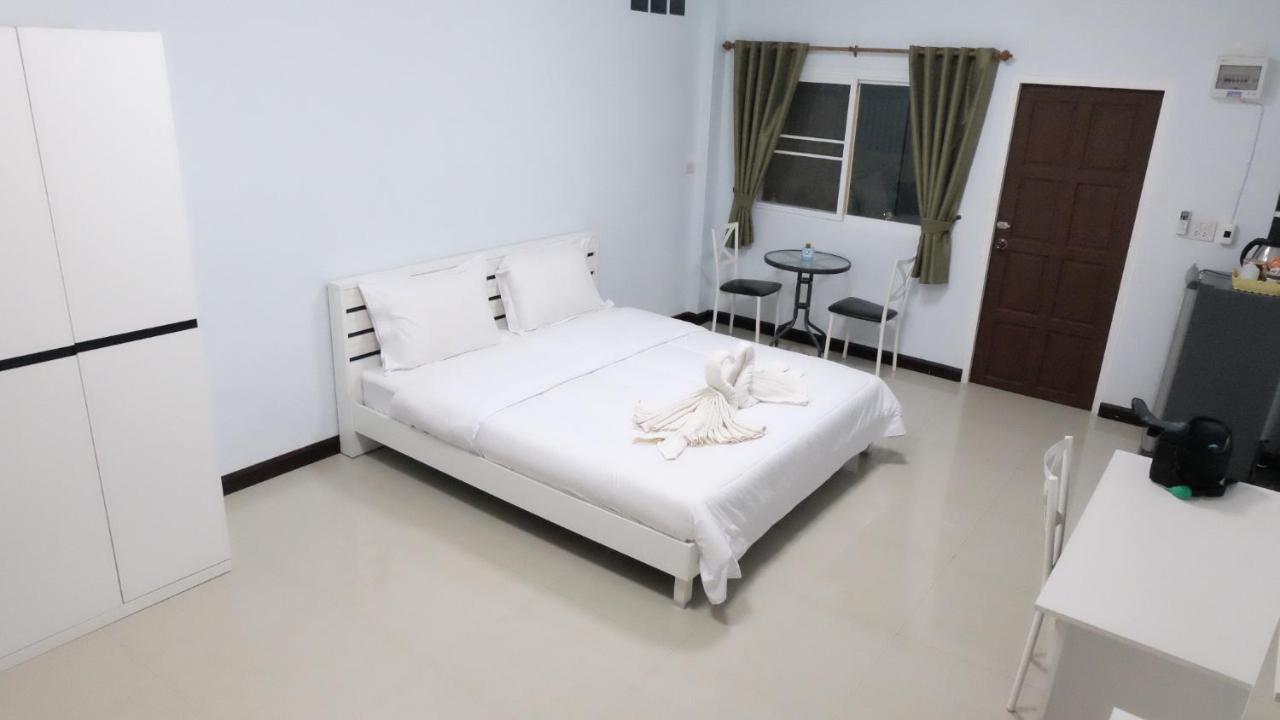 Ruen Aiyara Apartment Nakhonratchasima Exteriér fotografie